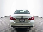2016 Altima Thumbnail 5