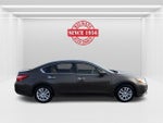2016 Altima Thumbnail 4
