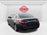 2016 Altima Thumbnail 8