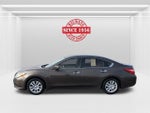 2016 Altima Thumbnail 9