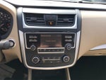 2016 Altima Thumbnail 19