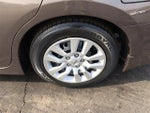 2016 Altima Thumbnail 25