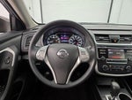 2016 Altima Thumbnail 10