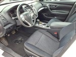 2017 Altima Thumbnail 12