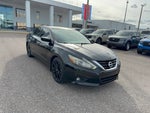 2017 Altima Thumbnail 2