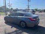 2017 Altima Thumbnail 10
