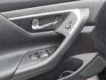 2017 Altima Thumbnail 5