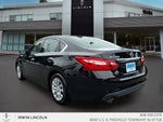 2017 Altima Thumbnail 21