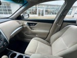 2013 Altima Thumbnail 17