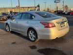 2015 Altima Thumbnail 4