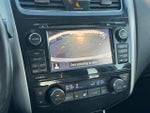2015 Altima Thumbnail 24