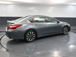 2016 Altima Thumbnail 4