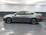 2016 Altima Thumbnail 7