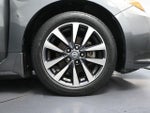 2016 Altima Thumbnail 12