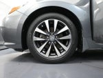 2016 Altima Thumbnail 13