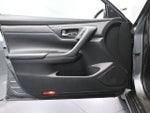 2016 Altima Thumbnail 14