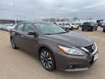 2016 Altima Thumbnail 1
