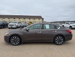 2016 Altima Thumbnail 6