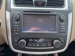 2016 Altima Thumbnail 26