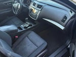 2016 Altima Thumbnail 2