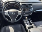 2017 Altima Thumbnail 1