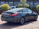 2017 Altima Thumbnail 14