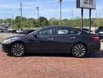 2017 Altima Thumbnail 15
