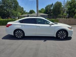 2017 Altima Thumbnail 3