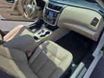 2017 Altima Thumbnail 9