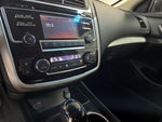 2018 Altima Thumbnail 16