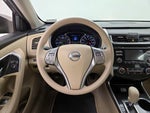 2014 Altima Thumbnail 10