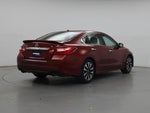 2016 Altima Thumbnail 8
