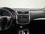 2017 Altima Thumbnail 9