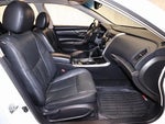 2013 Altima Thumbnail 18