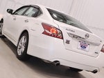 2013 Altima Thumbnail 31