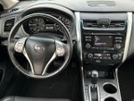 2015 Altima Thumbnail 13