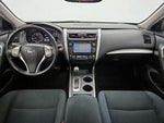 2015 Altima Thumbnail 9