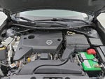 2015 Altima Thumbnail 23
