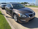 2015 Altima Thumbnail 12