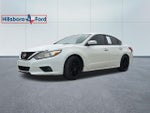 2016 Altima Thumbnail 1