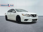 2016 Altima Thumbnail 4