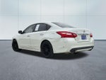 2016 Altima Thumbnail 9