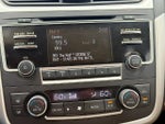 2016 Altima Thumbnail 16