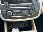 2016 Altima Thumbnail 17