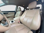 2016 Altima Thumbnail 23