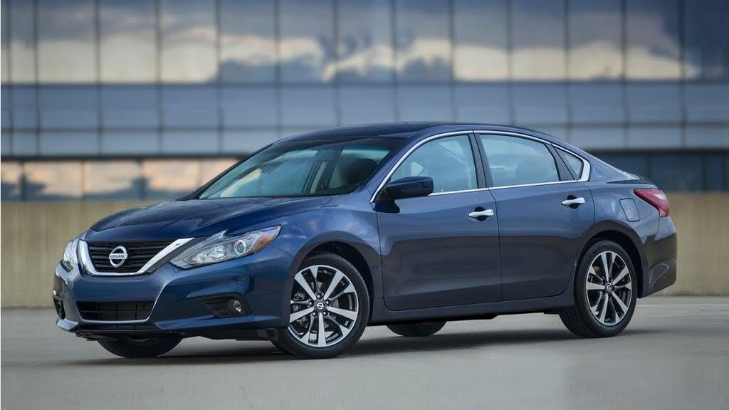 Preowned 2016 Nissan Altima 2.5 SV for Sale