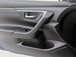 2016 Altima Thumbnail 12