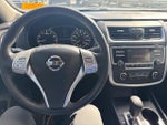 2016 Altima Thumbnail 9