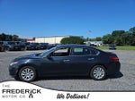 2016 Altima Thumbnail 1
