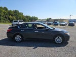 2016 Altima Thumbnail 3